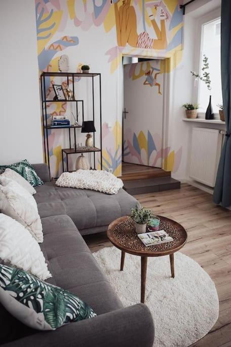 Cozy Dreams: Deluxe 2-Zimmer-Apartment -Kueche Nürnberg Dış mekan fotoğraf